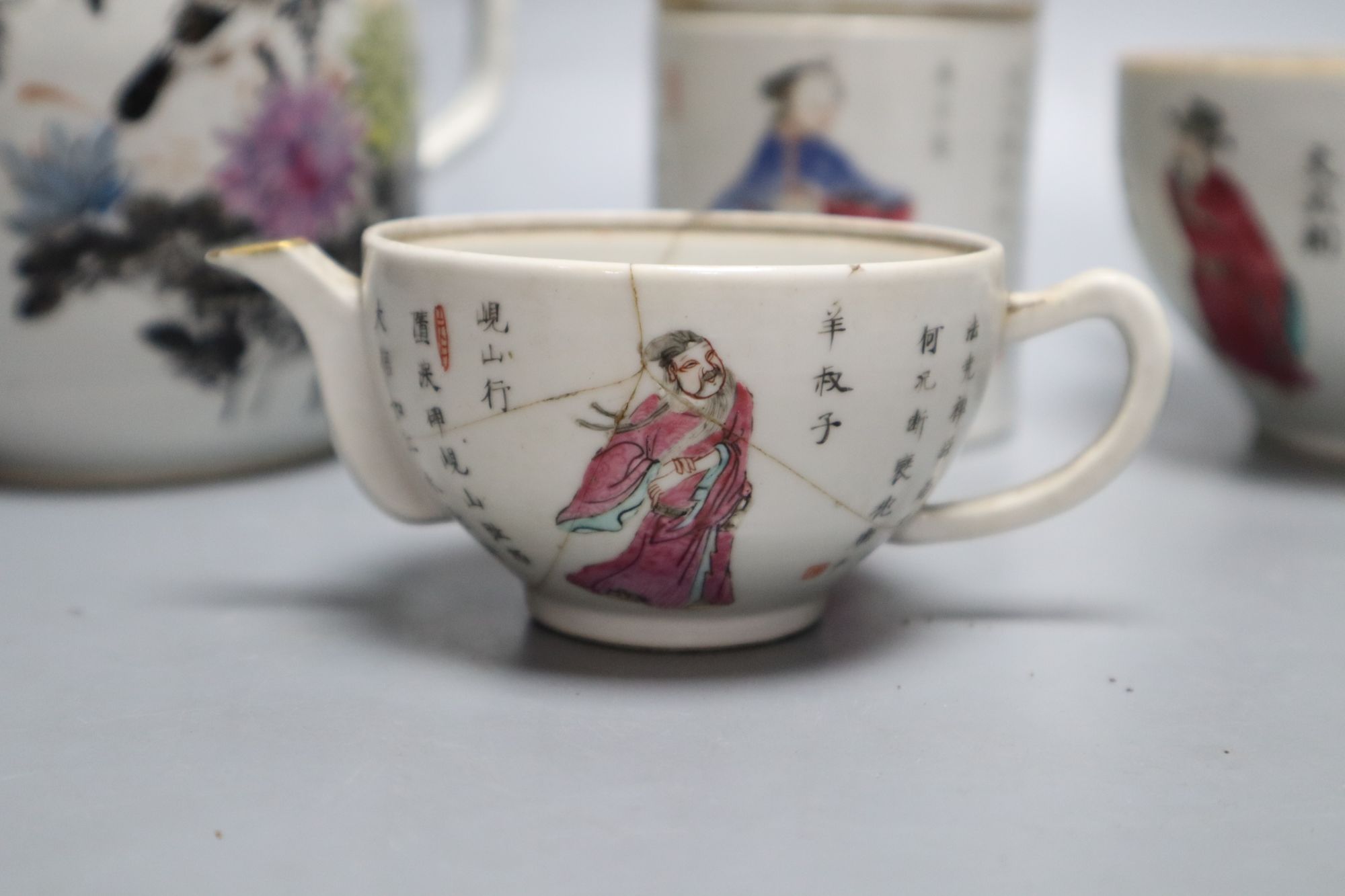 A group of Chinese famille rose tea wares and fish vase, late Qing / Republic, damage